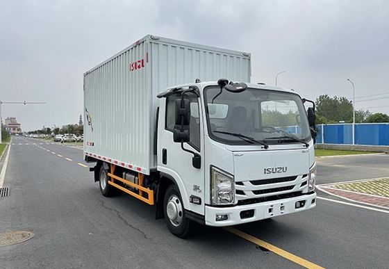 Beyaz Isuzu yalıtımlı kamyon 126HP 152HP Isuzu Box Vans Nakliye Kamyonu