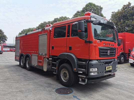 10m SINOTRUK köpük itfaiye aracı itfaiye kamyonları üç akslı 10×2