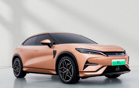 İyi bir fiyat. BYD Song L Sedan 5 kişilik 2 tekerlekli 4×2 500 kilometrelik menzil çevrimiçi