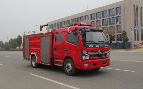 İyi bir fiyat. Dongfeng 5000 litre su deposu itfaiye aracı 5 kişilik dizel 4×2 manuel şanzıman çevrimiçi