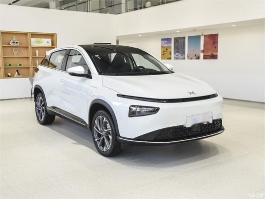 İyi bir fiyat. Xpeng G3 Suv Elektrikli EV Araç 5 Koltuklu İki Tekerlekli Sürüş 4×2 Beyaz Turuncu çevrimiçi
