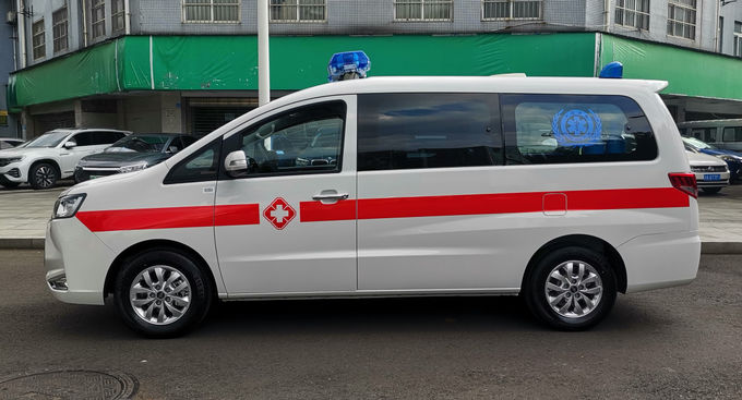 5.2m Acil Sağlık Ambulansı Benzin 4×2 Arka Sürüş 3