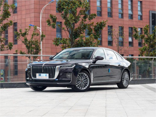 4 Koltuk / 5 Koltuk Hongqi H9 Lüks Benzin 4×2 Limousine 5