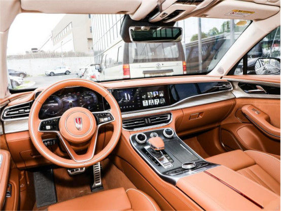 4 Koltuk / 5 Koltuk Hongqi H9 Lüks Benzin 4×2 Limousine 12