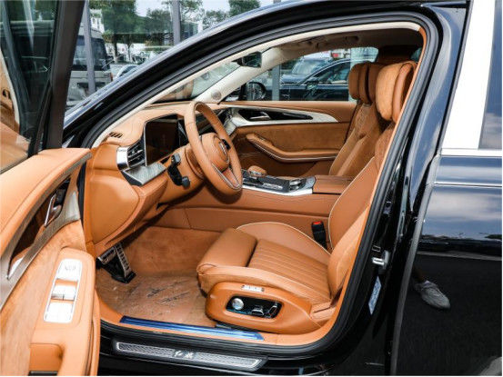 4 Koltuk / 5 Koltuk Hongqi H9 Lüks Benzin 4×2 Limousine 11