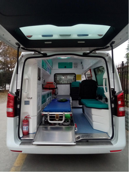 Tıbbi Mercedes Benz Ambulans Benzin 7 Koltuk 4×2 Beyaz 9