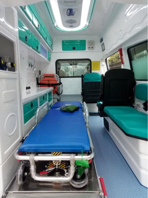 Tıbbi Mercedes Benz Ambulans Benzin 7 Koltuk 4×2 Beyaz 8