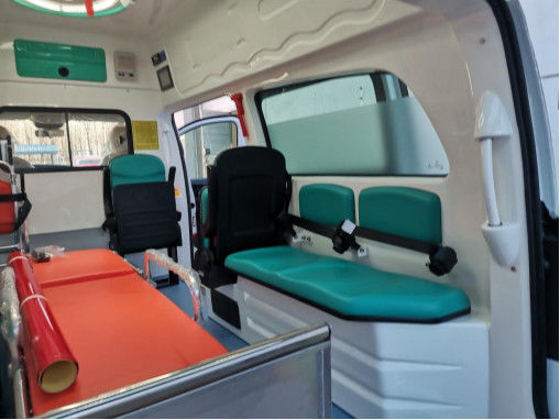 Tıbbi Mercedes Benz Ambulans Benzin 7 Koltuk 4×2 Beyaz 7