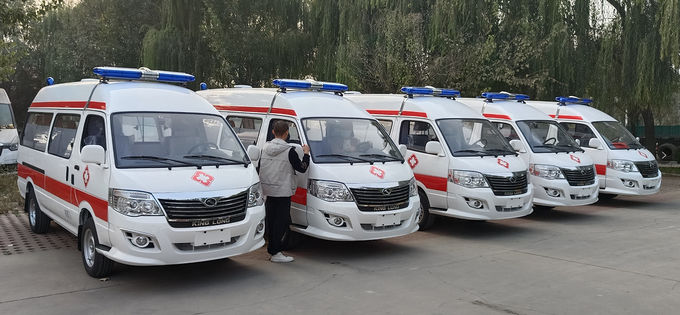 Jinlong Acil Servis Ambulansı Benzin 7 Koltuk 4×2 2