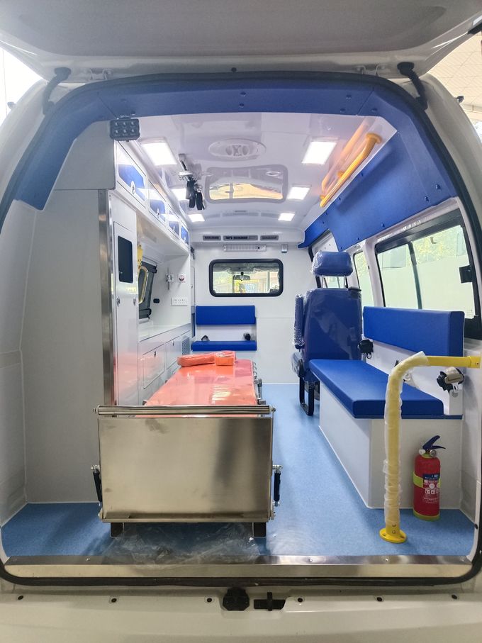 Futian Acil Tıbbi Hizmetler Ambulans 7 Koltuklu Arka Sürücü 4×2 5
