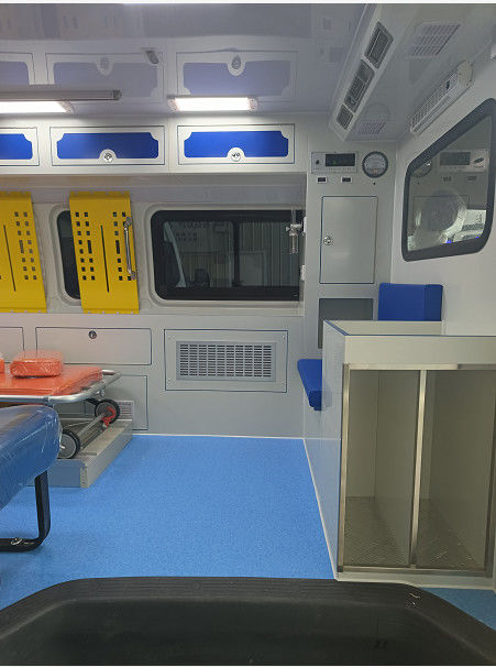 Futian Acil Tıbbi Hizmetler Ambulans 7 Koltuklu Arka Sürücü 4×2 4