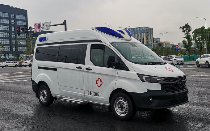 Ford Transit Ambulans 8 kişilik benzinli Ford Transit Ambulans 1