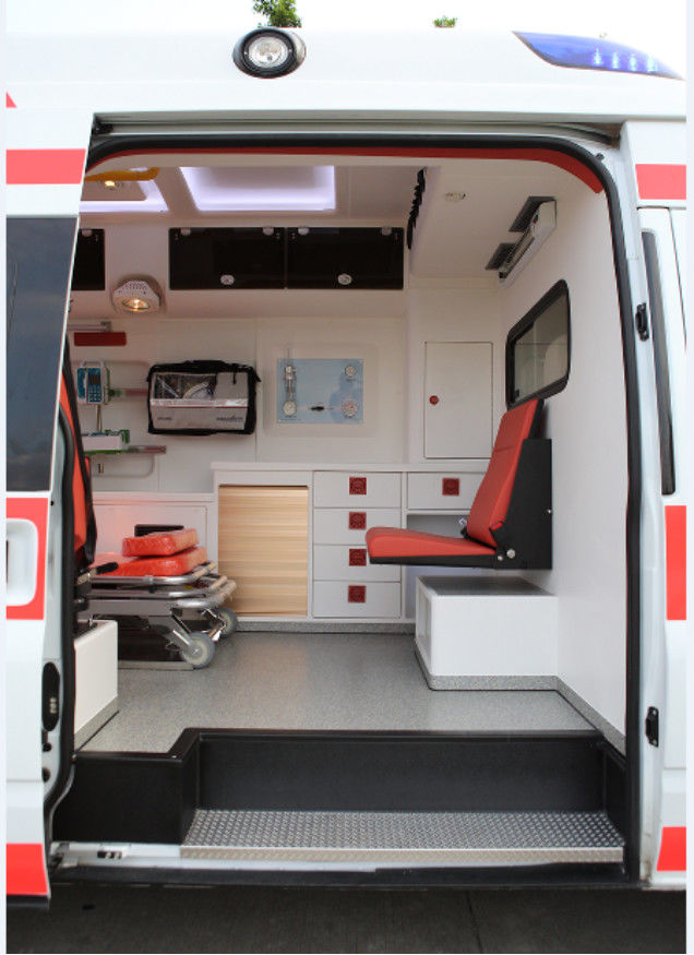 9 koltuklu Ford Transit Ambulans 6 koltuklu Medi Cal Ambulans Ön Arka Sürüş 4×2 8