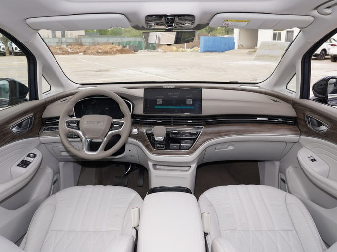Roewe Büyük Minivan MPV Kamyonetler Benzin 7 Koltuk 4x2 Otomatik Şanzıman 5