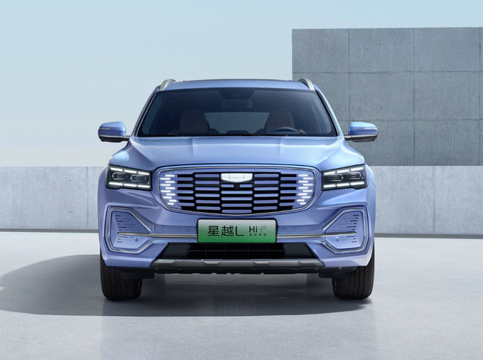 Plug In Hybrid SUV Araç Otomobil Off Road benzinli arabalar 1