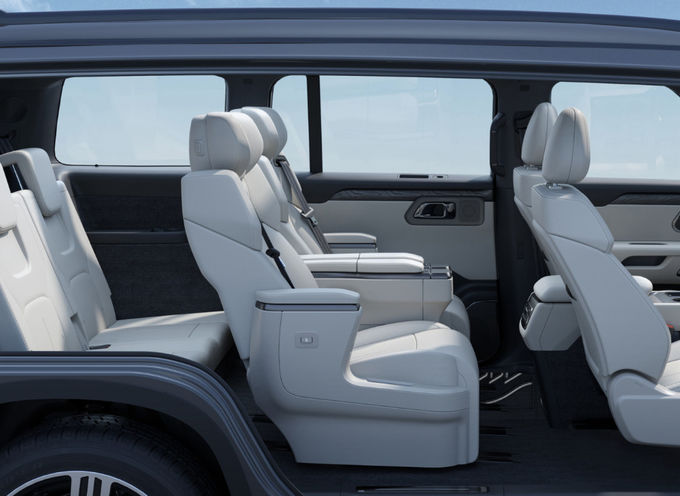 Plug In Extended Range Hibrit Araç Otomobil Büyük SUV Dört Tekerlekli Sürüş 14