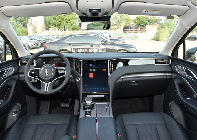 Benzin Hongqi HS7 Spor Aracı Otomatik Şanzıman 9