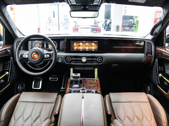 Hongqi S7 Spor Aracı 6 kişilik 4 kişilik SUV Benzin 8