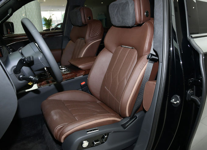 Hongqi S7 Spor Aracı 6 kişilik 4 kişilik SUV Benzin 11