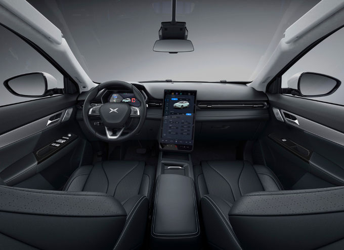 Xpeng G3 Suv Elektrikli EV Araç 5 Koltuklu İki Tekerlekli Sürüş 4×2 Beyaz Turuncu 6