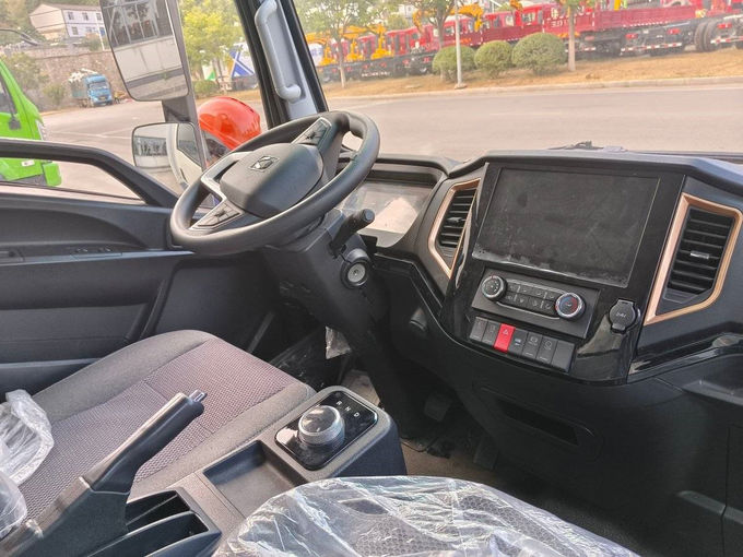 XCMG Hanchi Elektrikli Kamyon 4x2 Junengxing Otomatik Şanzıman 3