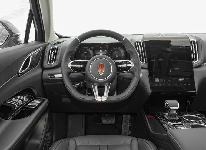 Hongqi HS3 SUV benzinli araçlar 5 koltuklu dört tekerlekli sürüş 4x4 9