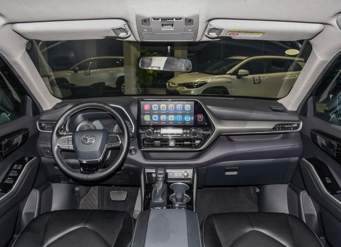 Toyota Highlander SUV 7 kişilik benzinli arabalar Highlander SUV 5