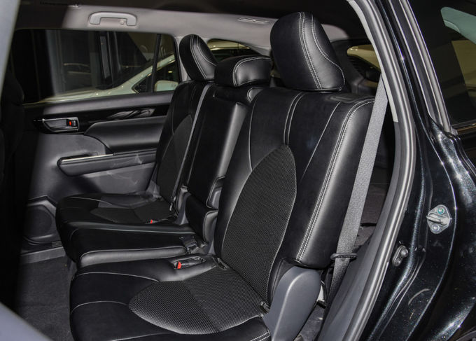 Toyota Highlander SUV 7 kişilik benzinli arabalar Highlander SUV 6
