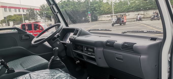 Isuzu çift sıra 5 kişilik kargo kamyonu 2WD arka tahrik 4×2 dizel manuel şanzıman 5