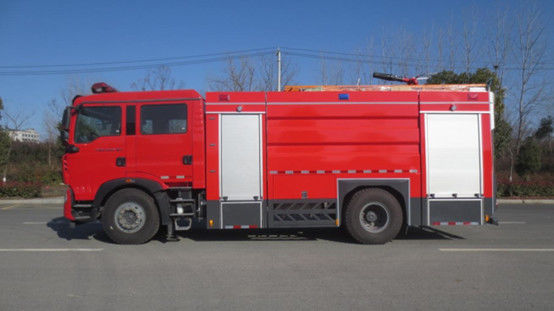 SINOTRUK 8000 litre su deposu itfaiye aracı 6 koltuk arkadan çekişli motosiklet dizel 4×2 manuel şanzıman 1