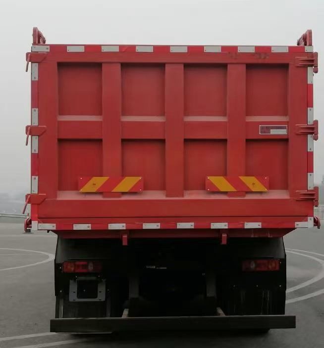 22 Metrekare 10 Metrekare Dump Truck Dizel 3 Koltuklu Arka Sürüş 8×4 El Değiştirme 1