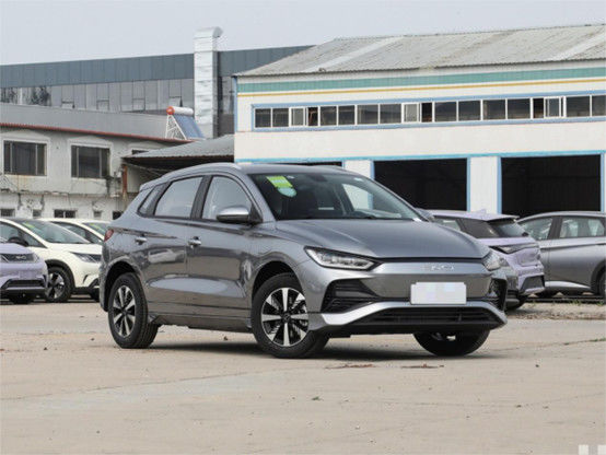 BYD Saf Elektrikli Araba E2 Lüks İki Tekerlekli Sürüş 4×2 Otomatik Şanzıman 3