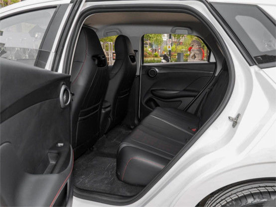 BYD Saf Elektrikli Araba E2 Lüks İki Tekerlekli Sürüş 4×2 Otomatik Şanzıman 4