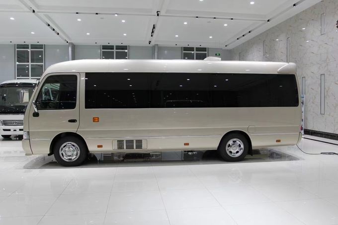 Toyota Coaster 8 kişilik Turist Otobüs İş Otobüsü Recepsiyon Otobüs Benzin Arka Sürüş 4×2 El 1