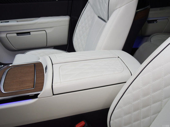 Hongqi E-HS9 Saf Elektrikli SUV 660 Kilometre Menzil 4 Koltuk 4×4 Otomatik Şanzıman 8